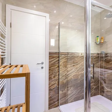Staysplitbay Apartman