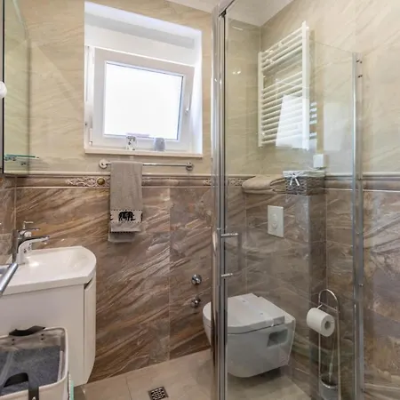 Staysplitbay Apartman