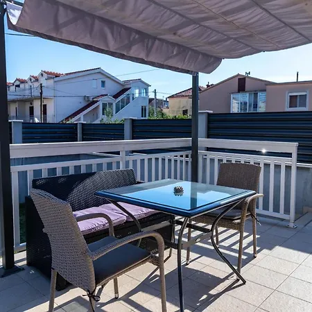 Staysplitbay Apartman *